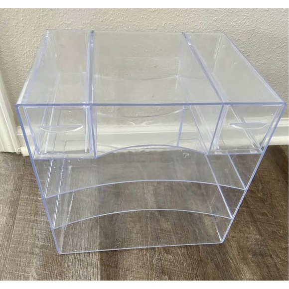 Rubbermaid Clear Acrylic Organizer Or Storage Box With Multiples Drawers - Picture 5 of 9